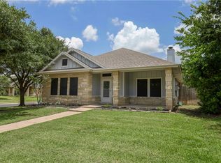 1590 Woodbine Ct, Bryan, TX 77802