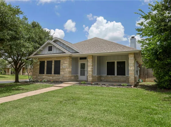 1590 Woodbine Ct, Bryan, TX 77802