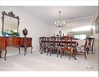 4th image of 140 Franklin Pl E APT 206