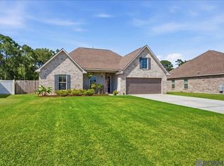 23199 Antler Lake Dr, Denham Springs, LA 70726