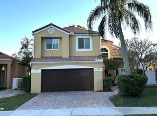 6043 NW 77th Dr, Pompano Beach, FL 33067