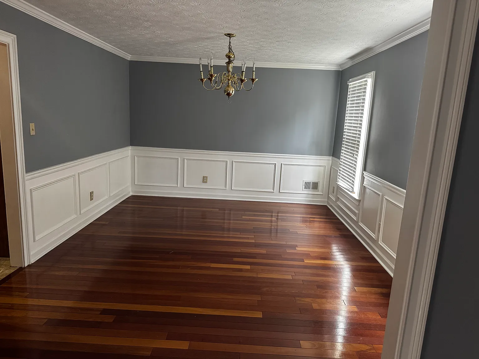 4 bed, 2.5 bath, 2882 sqft, $2,250 — Photo 4