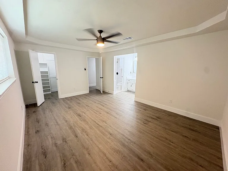 3802 Roan Cir — Photo 12