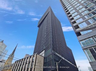 60 Shuter St #807, Toronto, ON M5B 1B1