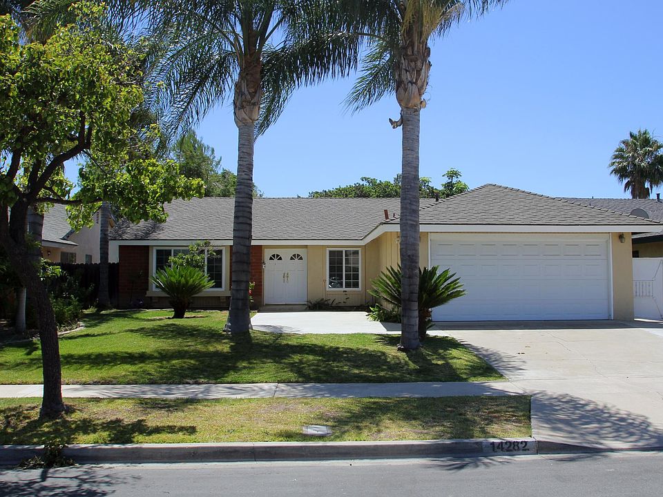 1st image of 14282 Shadybrook Dr