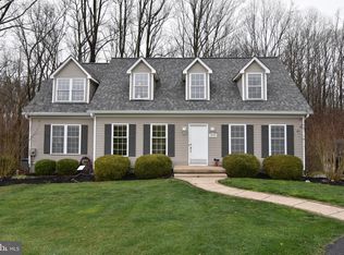 18135 New Cut Rd, Mount Airy, MD 21771