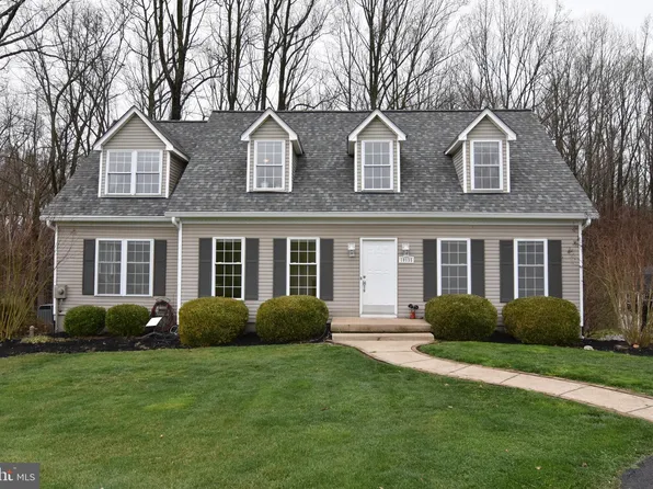 18135 New Cut Rd, Mount Airy, MD 21771