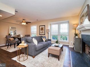 6086 Netherton St, Centreville, VA 20120