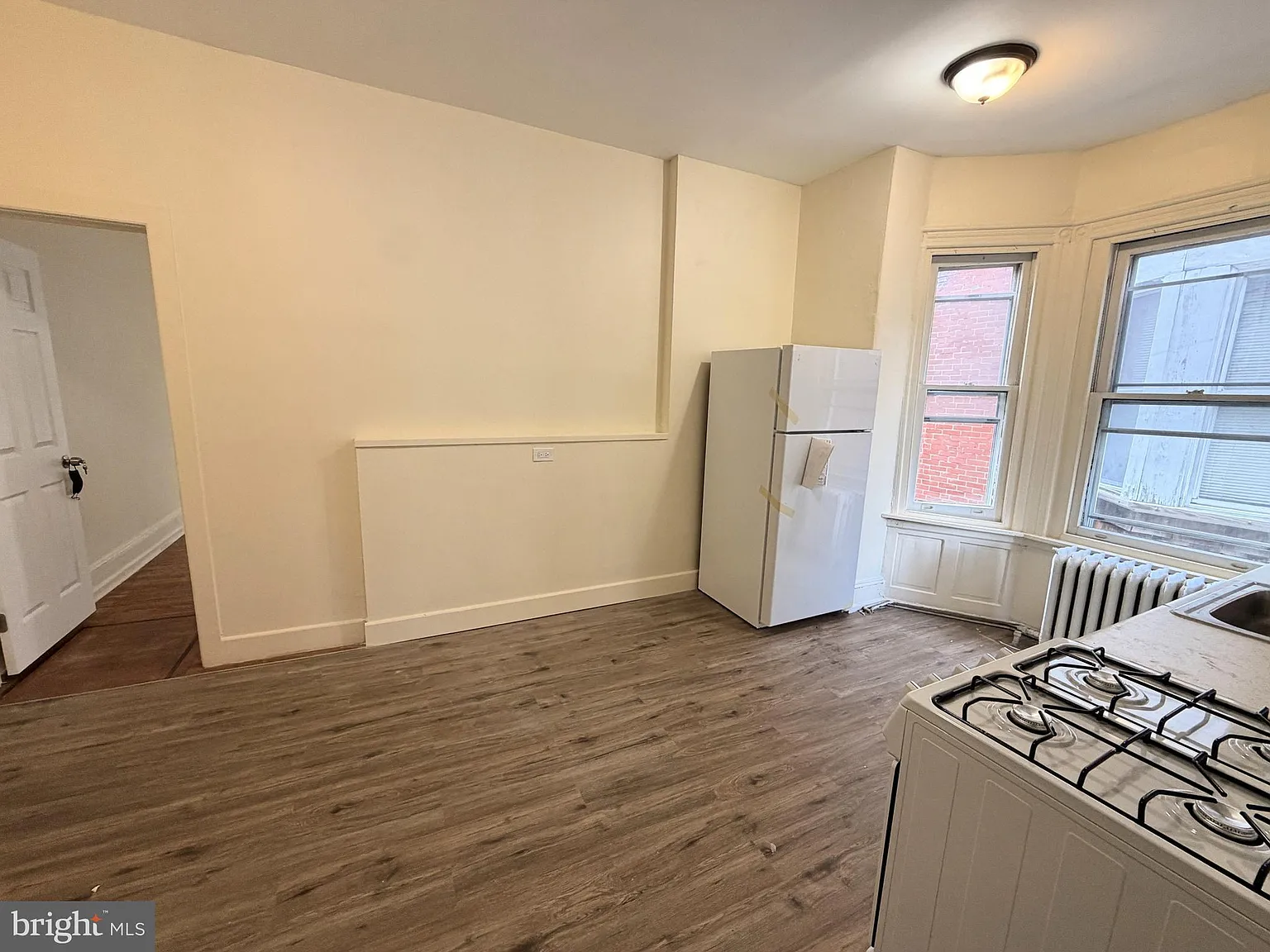2 bed, 2640 sqft, $1,700 — Photo 3