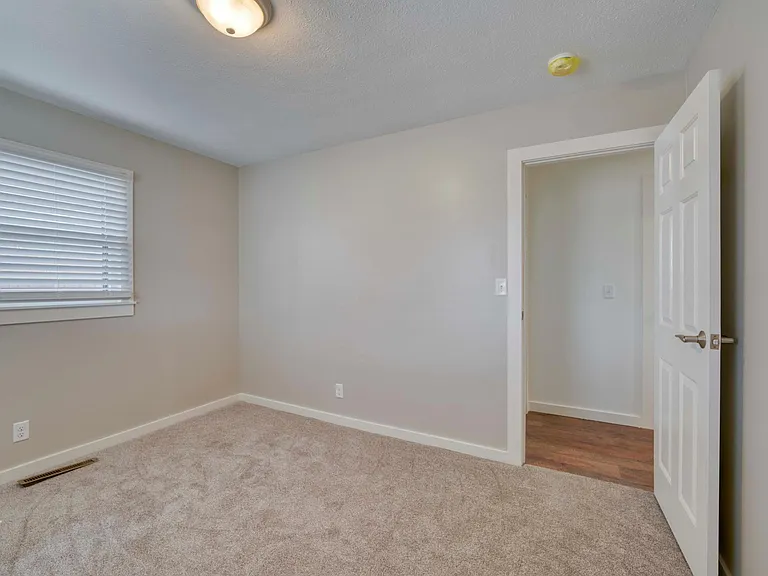 1356 E Rosebrier St — Photo 20
