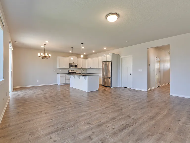 2073 Silverstone Dr — Photo 5
