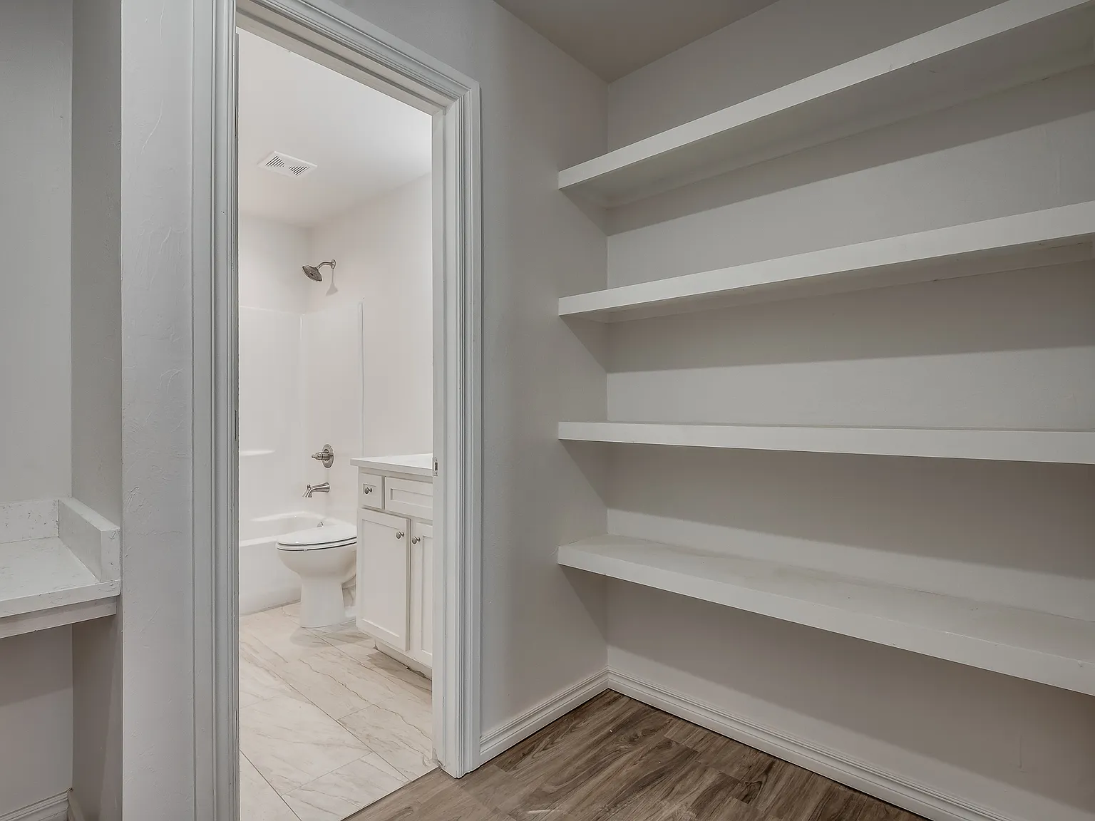 4 bed, 1804 sqft, $1,595 — Photo 2