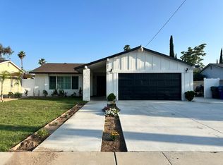 27049 Cypress St, Highland, CA 92346