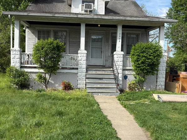 3305 Navy Day Dr, Suitland, MD 20746