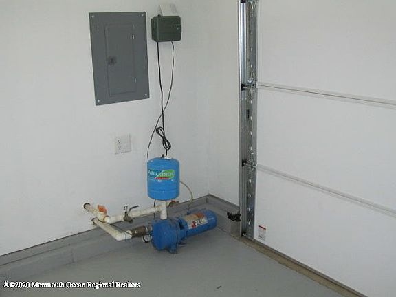 5th image of 19 Piccadilly Ct
