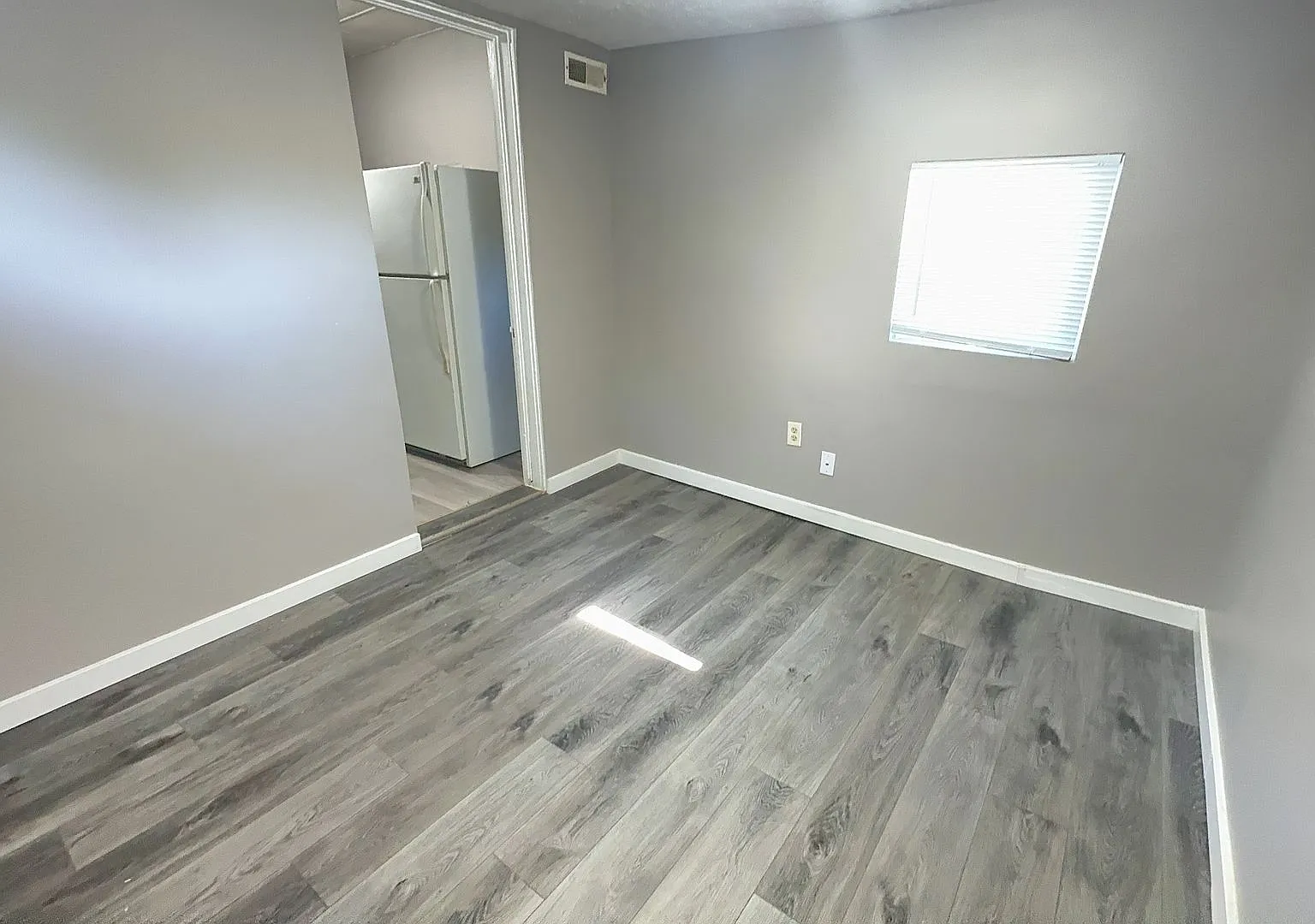 Cozy 1 bed, 1 bath in south/central Lincoln — Photo 4