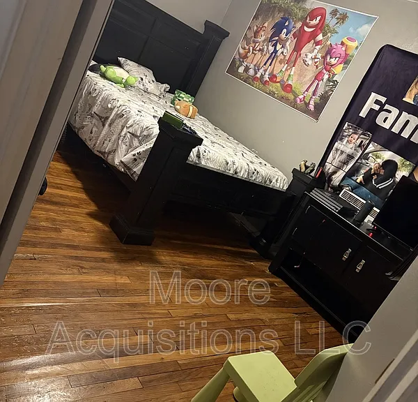 1047 Star St — Photo 11