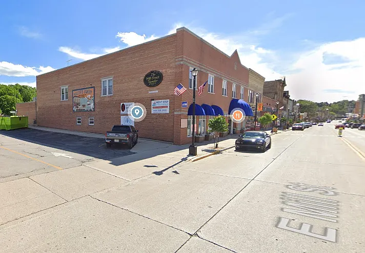 435 E Mill St #105 — Photo 11