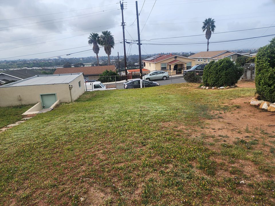 2nd image of 3225 Alta Dr