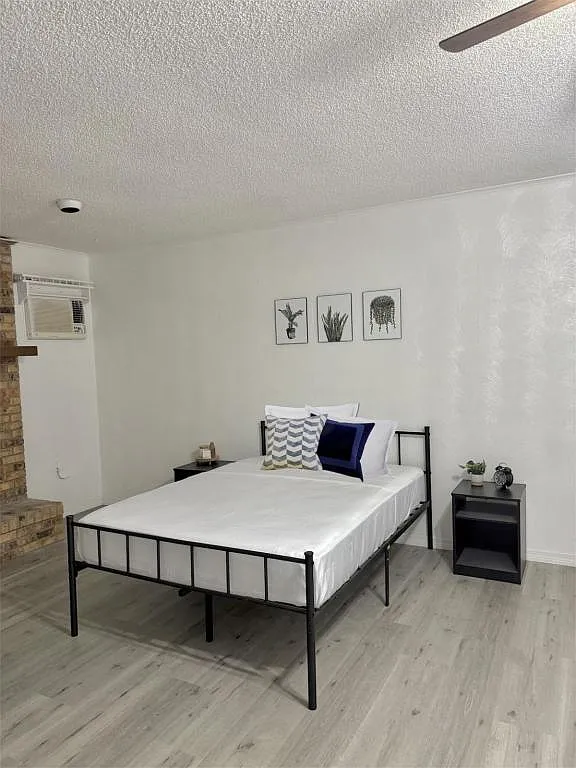Building Photo - 542 Longfellow Blvd #4