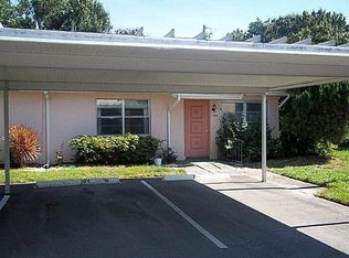 104 Gloucester Blvd, Sun City Center, FL 33573
