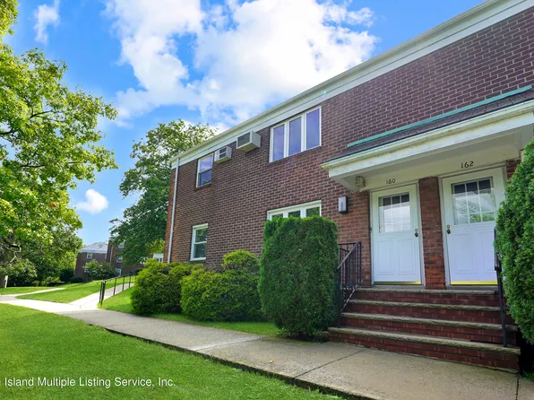 160 Arlo Rd #A, Staten Island, NY 10301