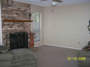 1424 Hampton Rd, Grapevine, TX 76051