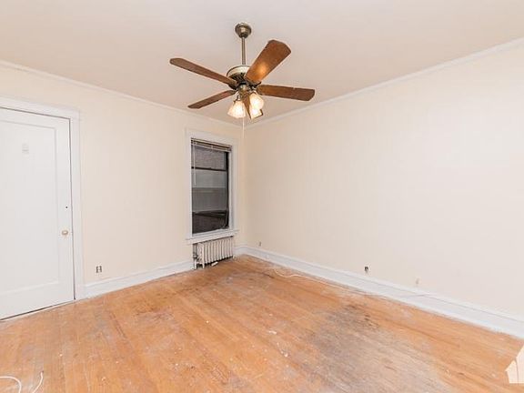 4th image of 5857 N Kenmore Ave APT 2S