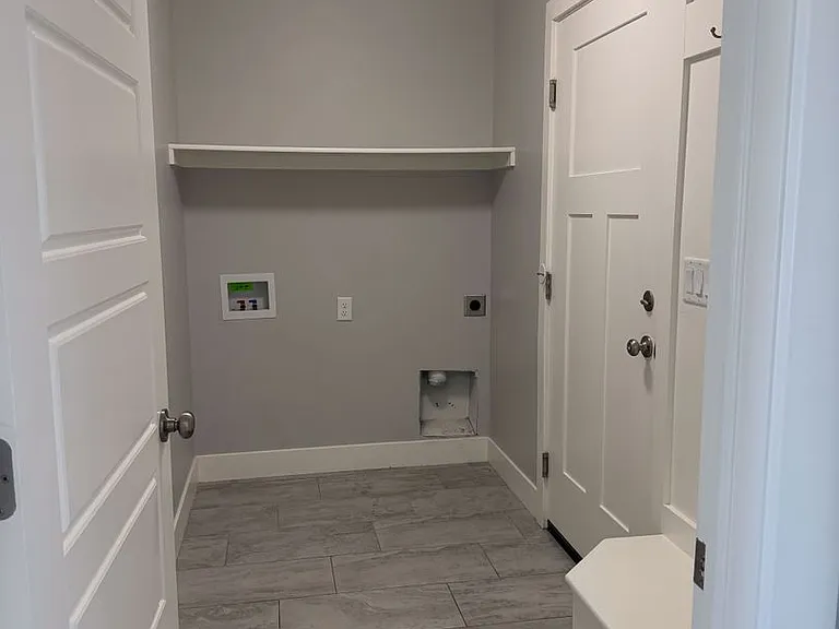 3395 Ventura Ave — Photo 10