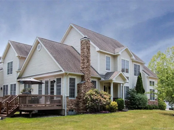 638 Danbury Road #38, Ridgefield, CT 06877
