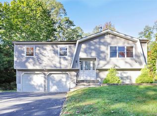 4 Earl Court, Monsey, NY 10952