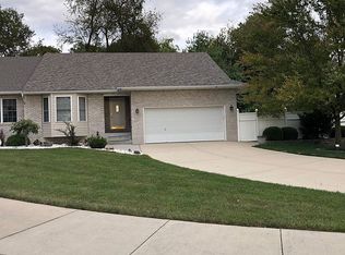 167 Rolling Oaks Dr, Collinsville, IL 62234
