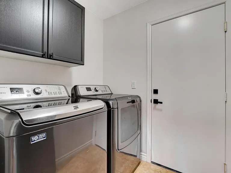 457 Compo Ave — Photo 30