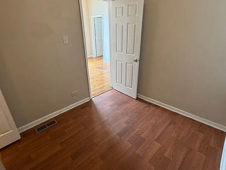 5932 S Morgan St — Photo 19