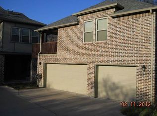 7056 Irongate Ln, Dallas, TX 75214