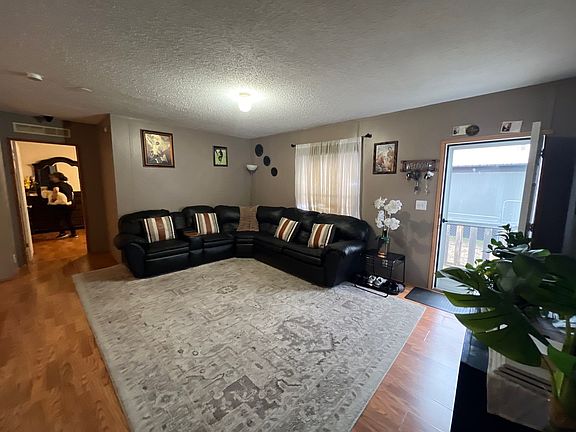 4th image of 3232 S Clifton Ave Lot 424