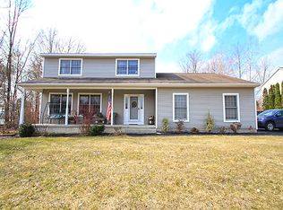 24 Ternan Ave, East Greenbush, NY 12061