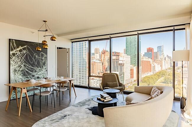 1st image of 1211 S Prairie Ave #508