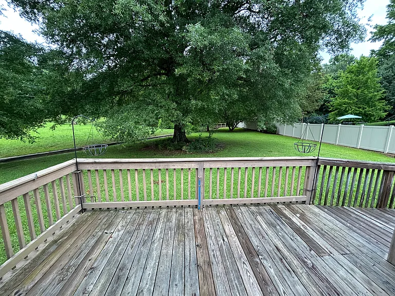 2013 Dialsdale Dr SW — Photo 2