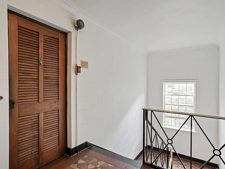 3901 Fulton St NW — Photo 4