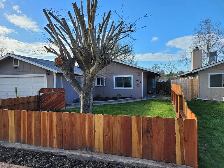 685 Las Tablas Rd — Photo 1