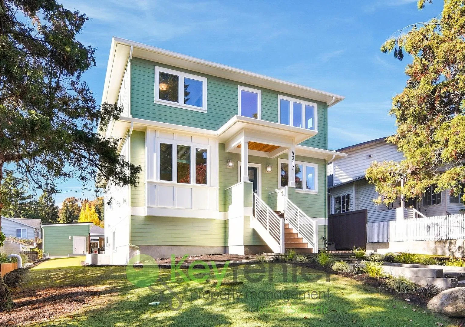 Luxury 4 Bedroom + Office | Steps from California Ave — Photo 4