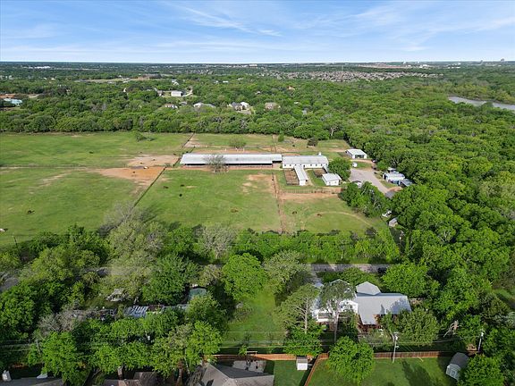 3rd image of N Garza Rd