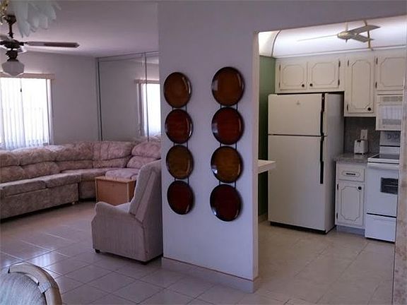 2nd image of 743 Monaco P #P.743