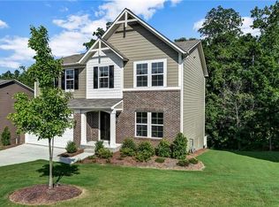 6005 Crescent Landing Dr, Cumming, GA 30028