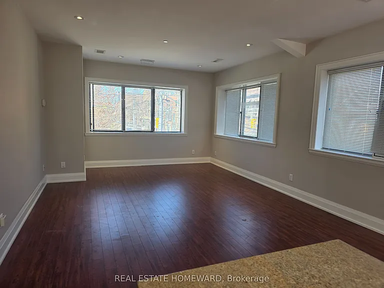 425 Queen St E #A — Photo 1