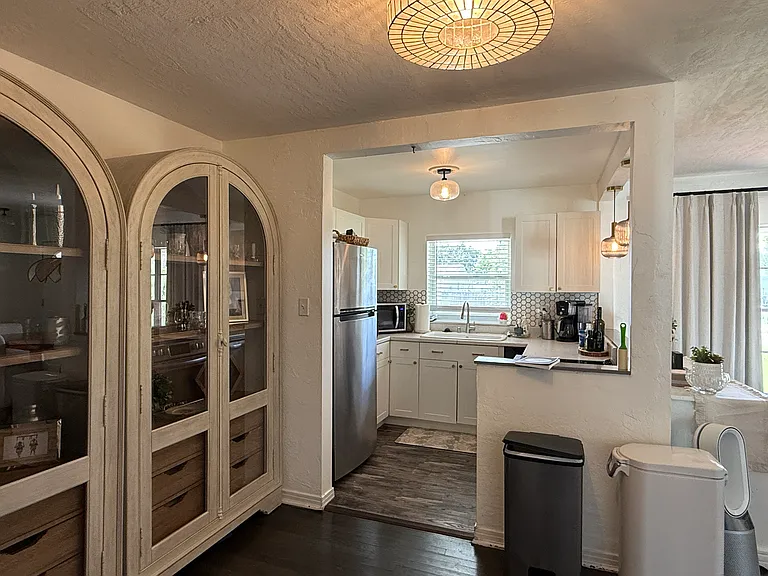 859 Canovia Ave — Photo 35