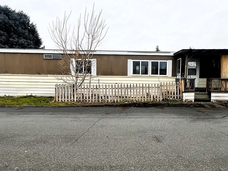 1st image of 1305 N Wenatchee Avenue #22