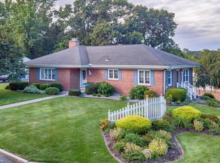 166 Nagle St, Springfield, MA 01151