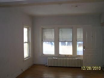 2nd image of 205 S 17th Ave
